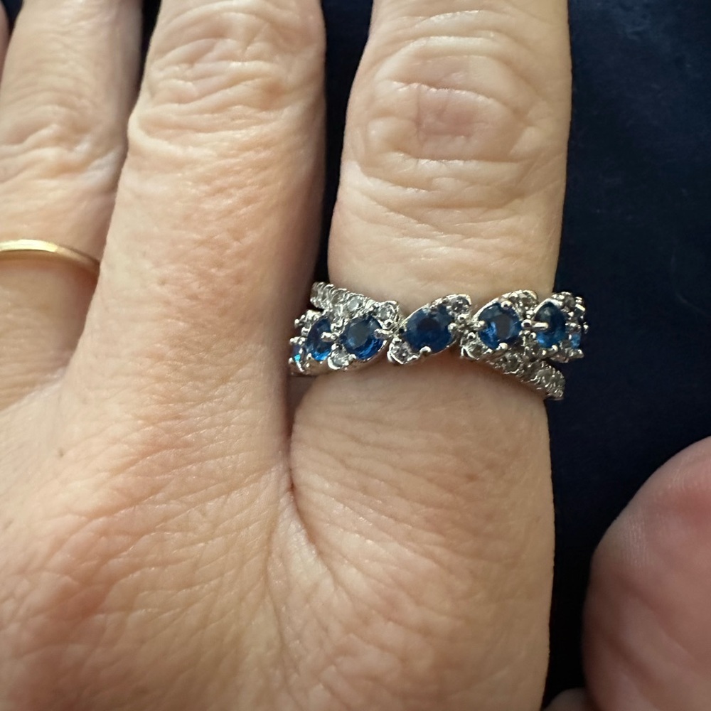 Dazzling Blue and Silver Women's Ring - Picture 5 of 11
